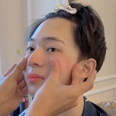 ar56 | hutao main | unlabeled | i mostly rt tweets don't mind me | #ซนซน
