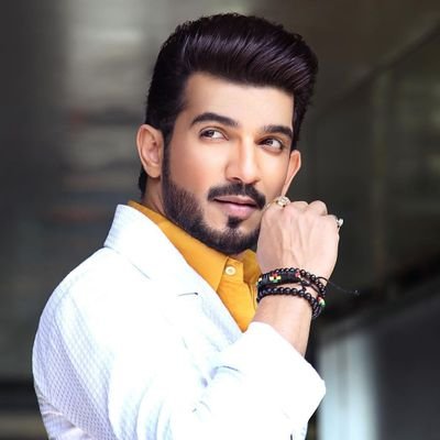 This fp dedicated to the Best Actor and best host. in television industry I am here to support you my hero❤ Love you Always🤗
@Thearjunbijlani