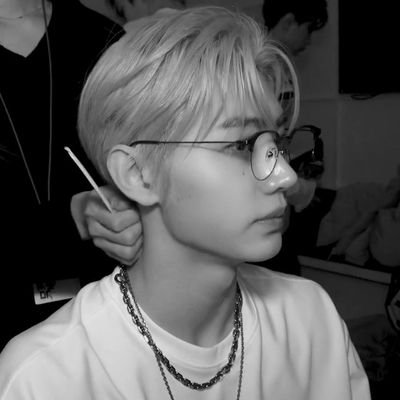 ufolandoftime's profile picture. เล่นบท 24/7