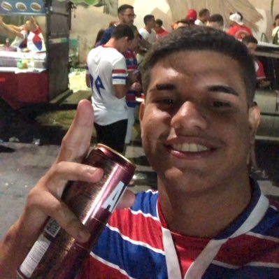 a vida me fez @fortalezaec e o @fortalezaec me faz de trouxa