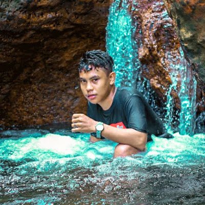 FebriARproject1's profile picture. Berteman