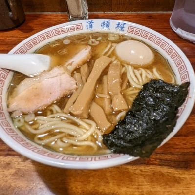 機種変とともにTwitterもお引っ越し。
ラーメン:映画:海外ドラマ:時々小説
エブリスタにて小説を書いております。歴史小説・ダークファンタジー・歴史コラムなど
https://t.co/hVJtRGUhLl