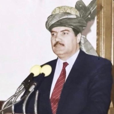 ستا د عشق له وینو ډک شول ځيګرونه ستا په لاره کې بایلي ځلمي سرونه ## سرونوباندې وشولې څه بل شانې کانې ــ څه دلته پرې کېدل څه ټیټېدل څه خرڅېدل
