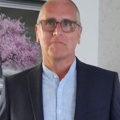 ronwindward's profile picture. Author of Toffs in the Tenement and Toffs in the Towerblock 
No time for Racists. Bigots or Tories. Plenty of time for Independence and Celtic.