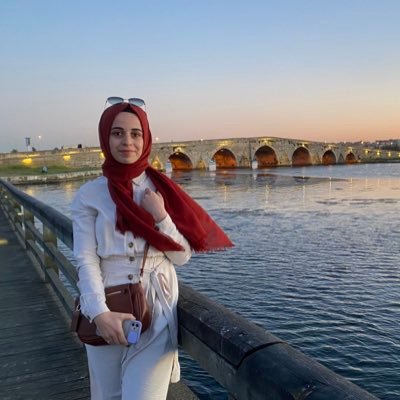 Gkcnrakca's profile picture. Matematik Öğretmeni