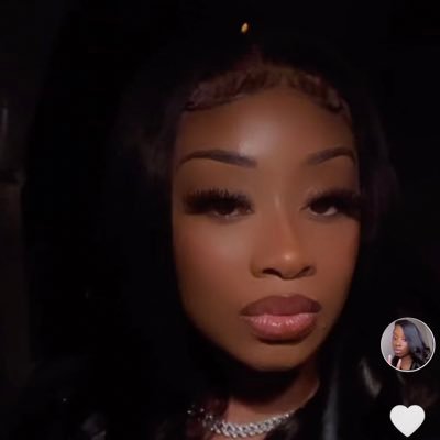 lovely2prettyy's profile picture. 