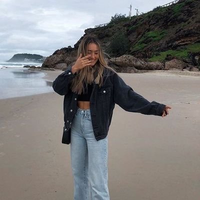 𝖱𝗈𝗅 𝗅𝗂𝖻𝗋𝖾 • 18 años • 🇬🇧 • 𝖲𝗂𝖽𝖾: @MinionAndante_ • I can see you're lonely down there...
