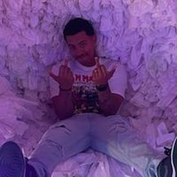 Chris 🦇 (@chinguhh) 's Twitter Profile