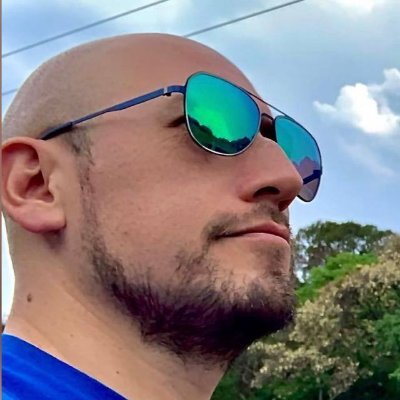 Co-Founder SOE Tecnología | Paladín defensor de la virginidad | Programo de noche | Le vendí mi alma a Blizzard