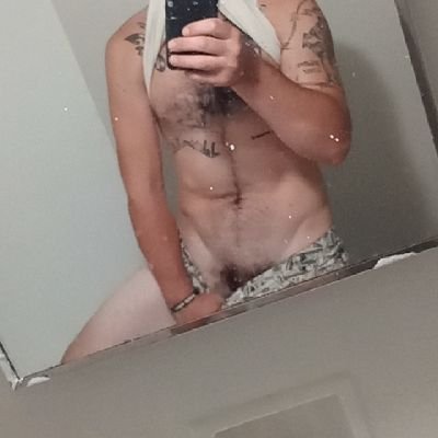 Freakyboyy123's profile picture. 😈🤤😜
28 
add my Snapchat @freakyboy_069