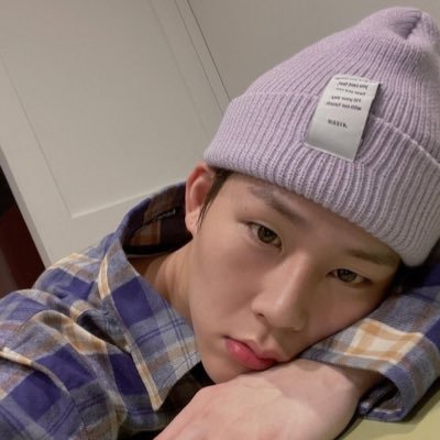 ⋆⋆viendo kdramas y tomando agüita de limón con yoongi y lou⋆⋆