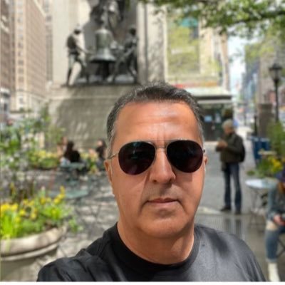 Adrianodobu's profile picture. Pra frente e adiante