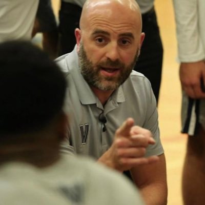 Developer and Founder of https://t.co/2GDkEwXq89 Head 🏀 Coach @HodanPREP (formerly VaughanPREP) Concordia University Men's 🏀 95-00 Husband and Father of 2
