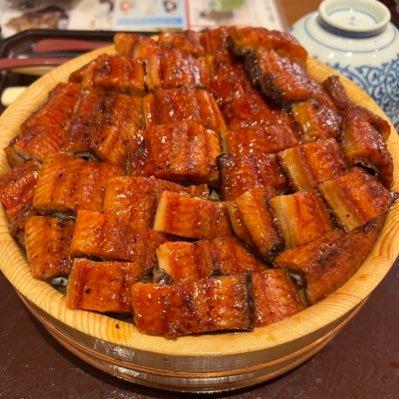 宮崎県民です。地元のマンガ倉庫でみんなでワイワイクレゲして楽しんでます(*´ω`*)昔からエンタメが血液です☺️苺ゆいが好物です