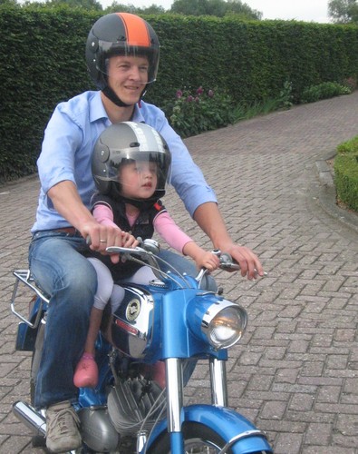 kohlnzundert's profile picture. meisjespapa|mountainbike-wielrennen-muziekliefhebber|Presolidhome