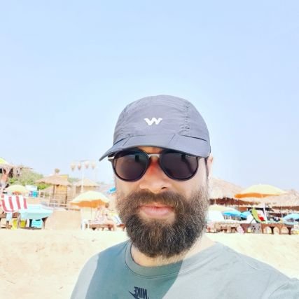 fasttag22's profile picture. Live and let die