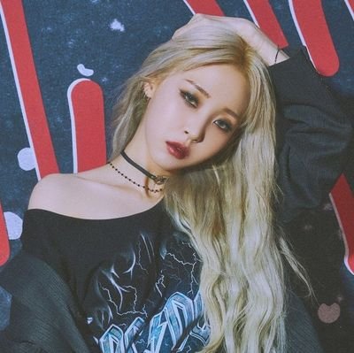 UNREAL. Hello, my name Moon Byul I from MAMAMOO. I am Main Rapper, Main Dancer, Vocal of MAMAMOO. 19921222.