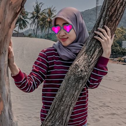 👁️👄👁️