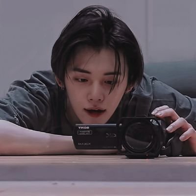 ikiyutxt's profile picture. TOMORROW X TOGETHER/ SEVENTEEN¹³
/Ot5 stan/ IT BOY GROUP STAN/✙𓏴✙ 💙
Moacarat/22/