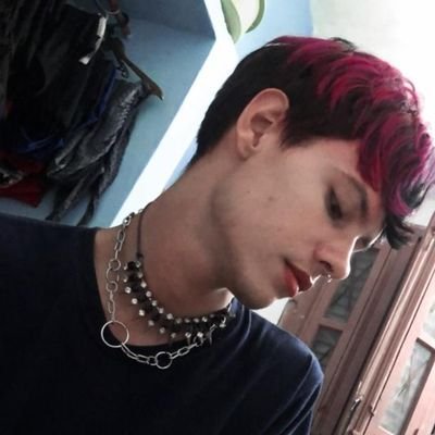artista de lo q me de la gana🌴