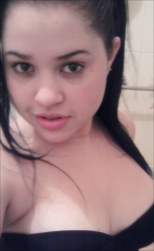 Kellyeustaquio's profile picture. Cuide , cultive , qeira o bem  qê o resto veeem ... '