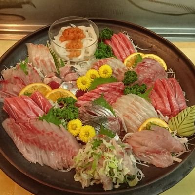 伊豆大島南部地区でお弁当、スイーツ、お刺身を販売しています。

問い合せ
090-5406-3738