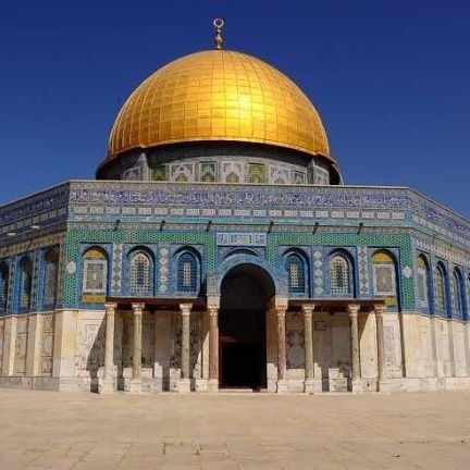 Mohamed_dz_99's profile picture. الدنيا مدرسة، مديرها الزمن وأستاذها القدر