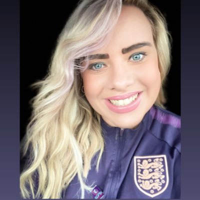 Partnerships Manager @WomeninFootball Chase the dream, & see where it takes you ⚽️ #NFFC Views are my own