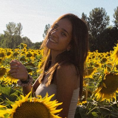 saritaaaa13's profile picture. rítmica - 💚