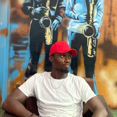 Strong IGBO Man | Crypto Enthusiast| Son of Farmer| Traveller |ijele SC|ManU♥️| Family 1st| I no send ur Papa. God is my constant Variable. I Invest in Alaigbo.