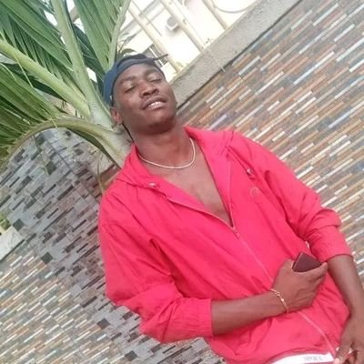 YopnaanThomas's profile picture. oluwa borrow me 1 Million from my future money 🙏🙏