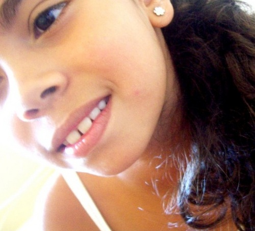 facebook: http://t.co/buRBGJsYsx
segue o meu outro twitter: @giigicriistinaa ;D