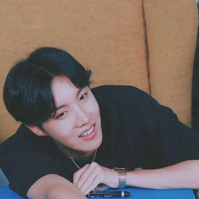 I'm not Army but I love BTS 💜
i want to live alone ♥️