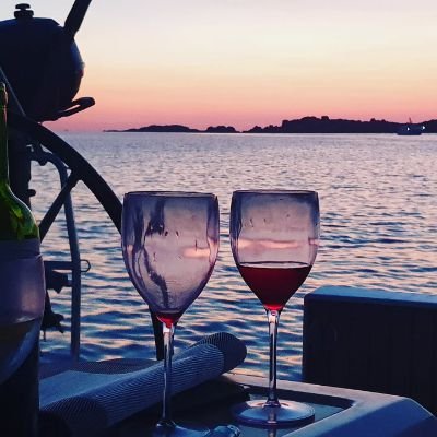 lerouret's profile picture. 