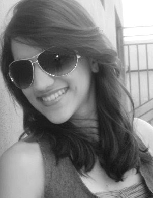 Estudante , libriana , 16 anos , vegetariana , que ama #DEUS acima de tudo e é #VASCAÍNA /+/  com muito orgulho e com muito amooooor sz'