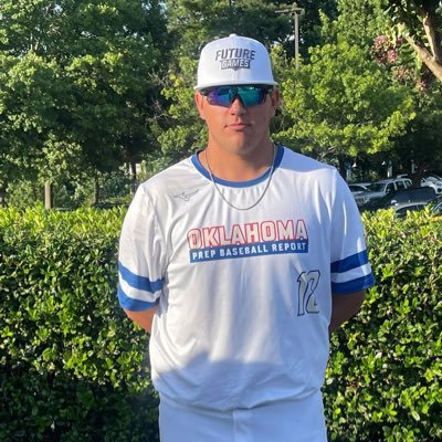 @CowleyBaseball commit| Poteau High School 2024| 3n2 Sticks National/White Sox Scout Team https://t.co/UwToX1Ivei