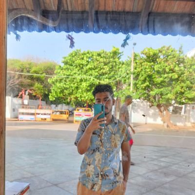 harshit_gunjal's profile picture. EScapism🃏