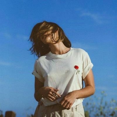 chotaBetiii's profile picture. You say Freak,I say Unique 😎
I LoVe MySelF❤️
A smiling Face is a beautiful Face, A smiling Heart is Happy Heart❤️