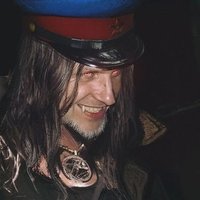 начальнег морга (cоmms closed) (@goldeldarka) 's Twitter Profile