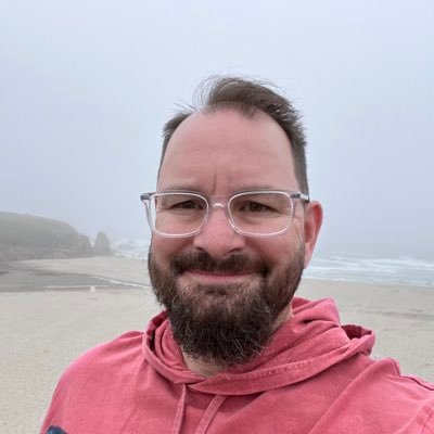 Principal Software Engineer @docker 🐳 dedicated to simplifying software development swim 🏊♂️ bike 🚴♂️ run 🏃♂️ opinions my own he/him