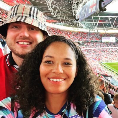 Marketing 💼 Coach for @CoundonCourtLFC and manage the social media ⚽️ @Coventry_City fan, part of BBC CWR Sky Blues Fancast #PUSB