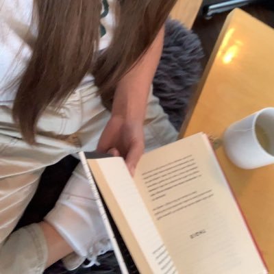 itskalicrawford's profile picture. i’m not very good at twitter but that will not stop me from tweeting like im famous