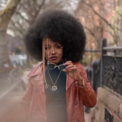 KnoetPhantom's profile picture. Embodiment of the Divinity of Femininity