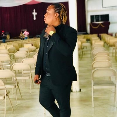 Motivateur/influenceur/étudiant en droit/CEO https://t.co/O4qPUwIHfv🇭🇹 fè tweet poum fe msj pase