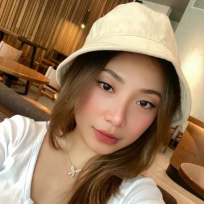 EliannaTorres15's profile picture. I'm a simple Online Investor.