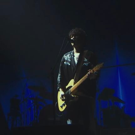 iyoriguitarbot's profile picture. back numberのVo. Gt.の清水依与吏さんが使用するギター、エフェクターなどをざっくりと紹介していたbotです。Twitterの仕様変更で他のbot同様力を失いました。ギター解説のブログを始めました。中の人：@bngb_naka