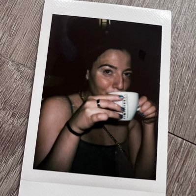 beccadibeppo's profile picture. she/her