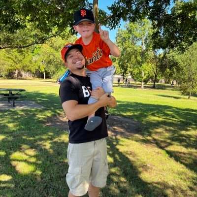 Dad Stuff, Gaming, Sports | I love Halo and rage too hard at it | https://t.co/Nix9FlGnat | Xbox GT: Albatrocity | @UprisingFury_ is my little brother