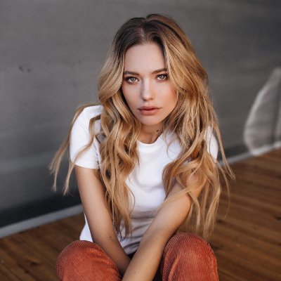 darasugo1972's profile picture. Trust no one, ask for nothing, and love your loved ones! 
Gnoma
(🧙‍♂️,🧙‍♂️)