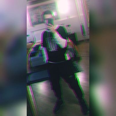 Bozz033's profile picture. 